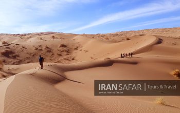 Desert-Crossing-in-Iran