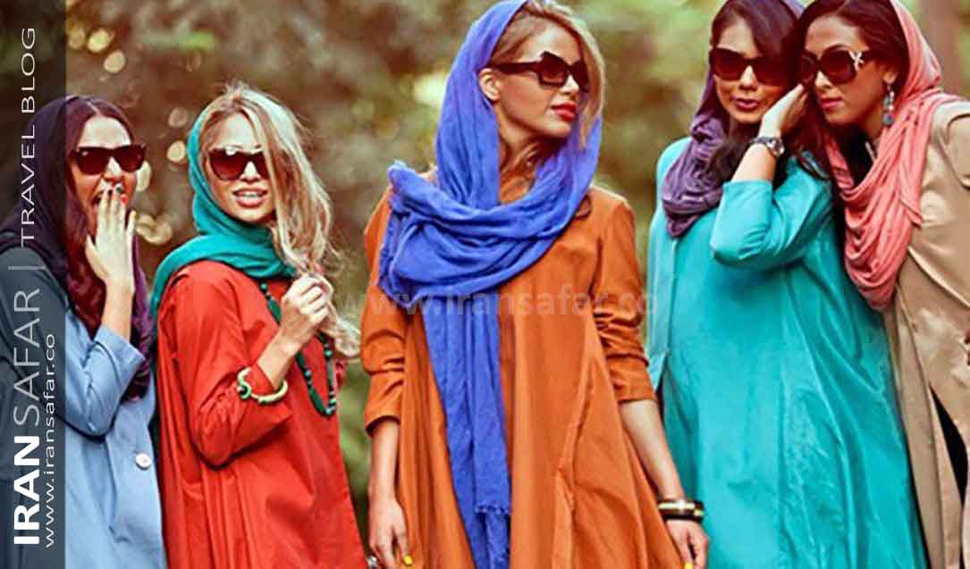 Iranian girls with colorful dress - Iran travel tips 