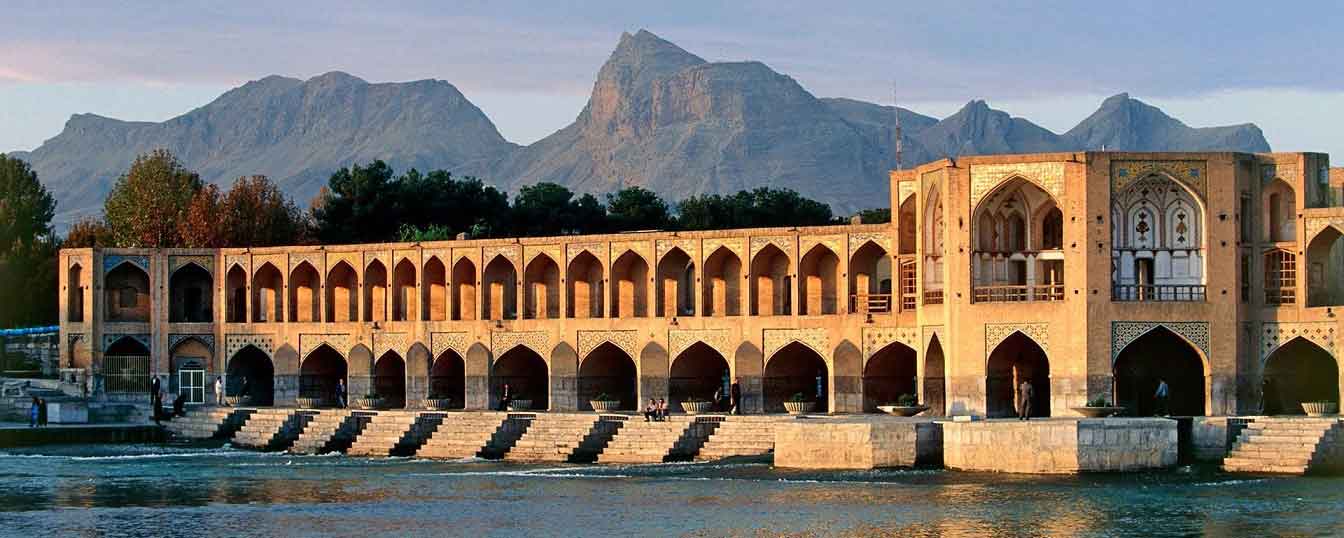khaju bridge isfahan